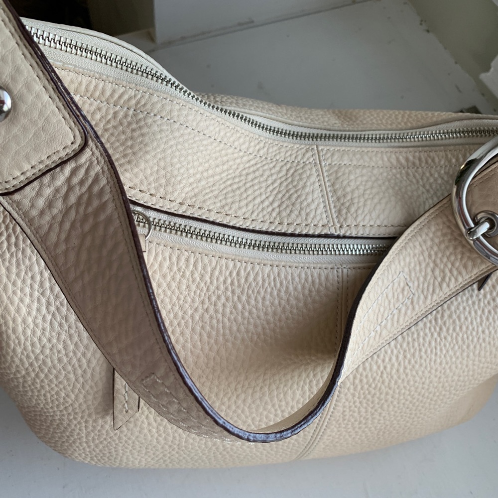 Coach Hobo Purse - Picture 8 of 12